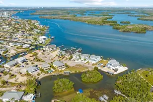 390 Seminole Way, Fort Myers Beach, FL 33931 - Photo 7