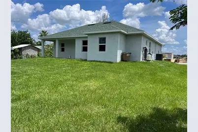 4208 28th St SW, Lehigh Acres, FL 33976 - Photo 19