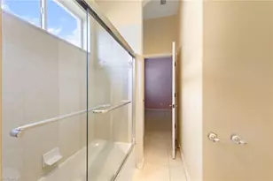 2628 Fairmont Cove Ct, Cape Coral, FL 33991 - Photo 29