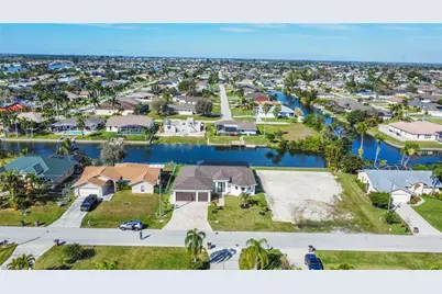3206 SW 5th Ave, Cape Coral, FL 33914 - Photo 39