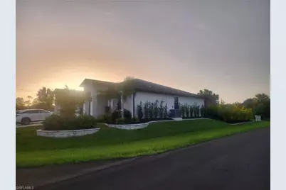 12022 Van Gough Ave, Port Charlotte, FL 33981 - Photo 9