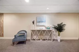 555 Park Shore Dr, Naples, FL 34103 - Photo 5