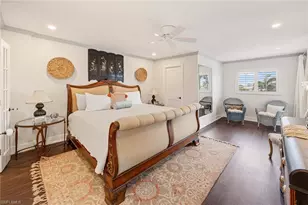 555 Park Shore Dr, Naples, FL 34103 - Photo 17