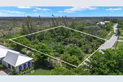 554 Lake Murex Cir, Sanibel, FL 33957 - Photo 3