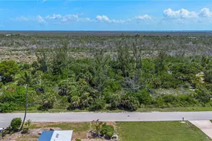 554 Lake Murex Cir, Sanibel, FL 33957 - Photo 21