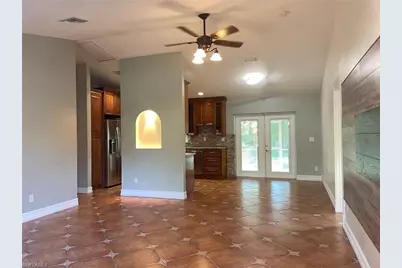 914 Avery St E, Lehigh Acres, FL 33974 - Photo 3