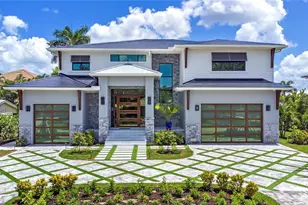 655 Parkview Ln, Naples, FL 34103 - Photo 7