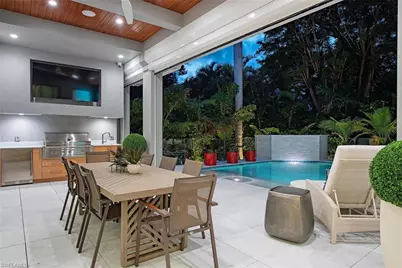 655 Parkview Ln, Naples, FL 34103 - Photo 29