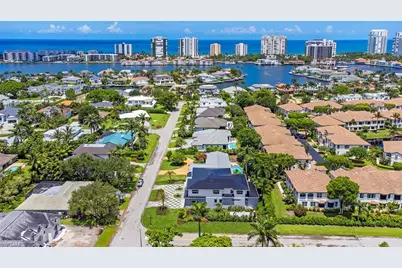 655 Parkview Ln, Naples, FL 34103 - Photo 37
