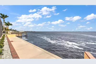 3123 SE 22nd Pl, Cape Coral, FL 33904 - Photo 7