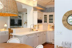 1136 6th St S, Naples, FL 34102 - Photo 39