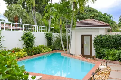 1136 6th St S #5, Naples, FL 34102 - Photo 21