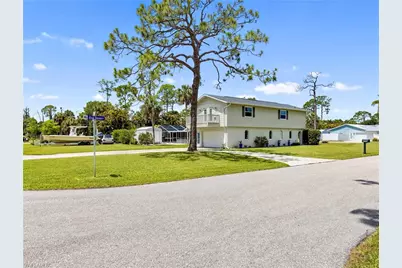 3704 Blue Heron Dr, Fort Myers, FL 33908 - Photo 3