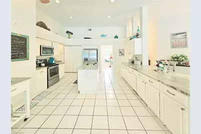 6708 Sloane Pl, Naples, FL 34104 - Photo 5