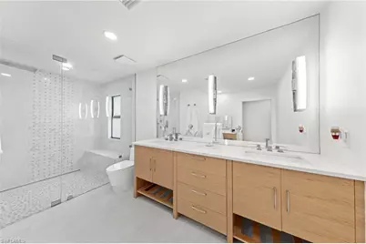 9938 Ortega Ln, Bonita Springs, FL 34135 - Photo 9