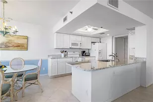 5550 Heron Point Dr, Naples, FL 34108 - Photo 7