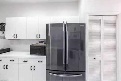 11302 Lakeland Cir, Fort Myers, FL 33913 - Photo 15