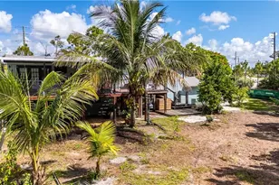 12861 Iona Rd, Fort Myers, FL 33908 - Photo 5