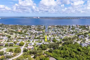 12861 Iona Rd, Fort Myers, FL 33908 - Photo 7