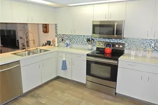 902 McGregor Park Cir, Fort Myers, FL 33908 - Photo 19