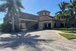 9727 Acqua Ct, Naples, FL 34113 - Photo 17