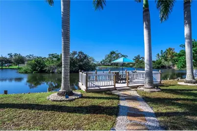 28 Constitution Dr, Naples, FL 34112 - Photo 5