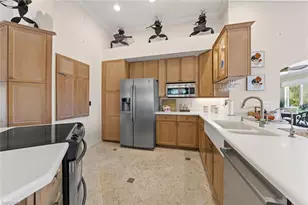 6120 Henderson Rd, Sanibel, FL 33957 - Photo 15