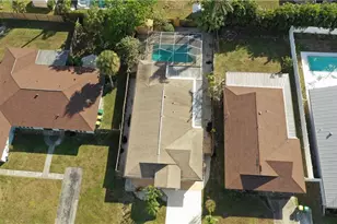 770 93rd Ave N, Naples, FL 34108 - Photo 17