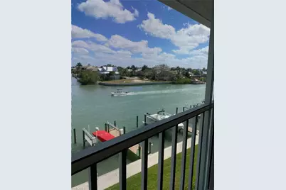 10686 Gulfshore Dr #304 A, Naples, FL 34108 - Photo 25