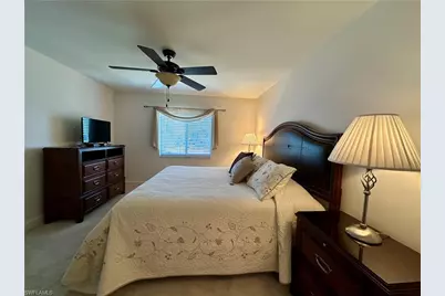 10686 Gulfshore Dr #304 A, Naples, FL 34108 - Photo 11