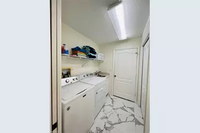 1031 Tivoli Ln, Naples, FL 34104 - Photo 13