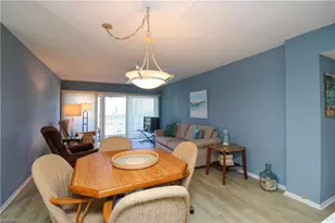 1 Bluebill Ave, Naples, FL 34108 - Photo 9