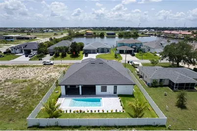 10 SW 33rd Ave, Cape Coral, FL 33991 - Photo 5