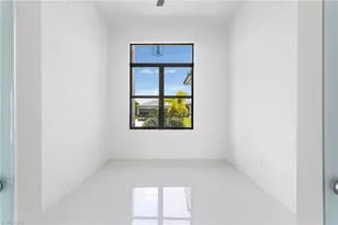 10 SW 33rd Ave, Cape Coral, FL 33991 - Photo 9