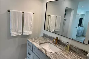 1550 Gulf Shore Blvd N, Naples, FL 34102 - Photo 5