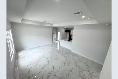 842 Sentinela Blvd, Lehigh Acres, FL 33974 - Photo 9