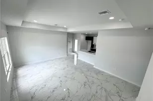 842 Sentinela Blvd, Lehigh Acres, FL 33974 - Photo 9