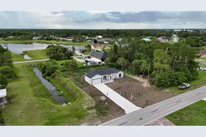 842 Sentinela Blvd, Lehigh Acres, FL 33974 - Photo 27