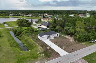 842 Sentinela Blvd, Lehigh Acres, FL 33974 - Photo 27