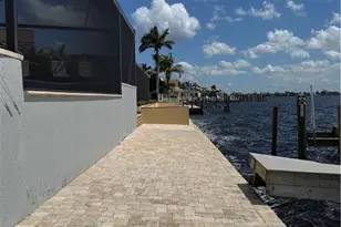 3127 SE 22nd Pl, Cape Coral, FL 33904 - Photo 9