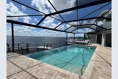 3127 SE 22nd Pl, Cape Coral, FL 33904 - Photo 5