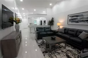 859 Tanbark Dr, Naples, FL 34108 - Photo 3