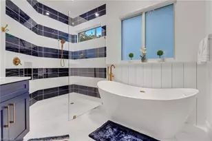 1106 Jardin Dr, Naples, FL 34104 - Photo 17