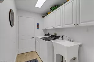 1106 Jardin Dr, Naples, FL 34104 - Photo 25