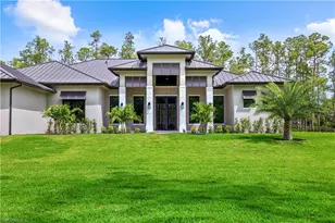 5174 Sycamore Dr, Naples, FL 34119 - Photo 3