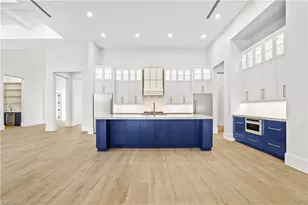 5174 Sycamore Dr, Naples, FL 34119 - Photo 11