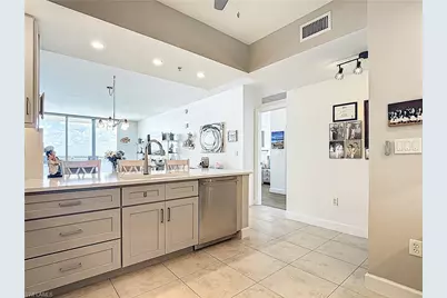 3000 Oasis Grand Blvd #1203, Fort Myers, FL 33916 - Photo 7