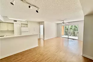 1260 Wildwood Lakes Blvd, Naples, FL 34104 - Photo 1