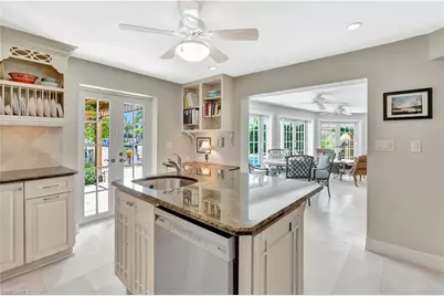 1407 Marlin Dr, Naples, FL 34102 - Photo 19