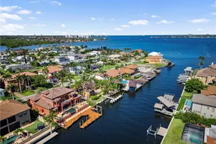 841 Cypress Lake Cir, Fort Myers, FL 33919 - Photo 3